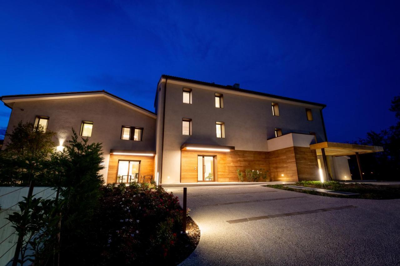 Relais Althea Azienda Agrituristica Витторио-Венето Экстерьер фото